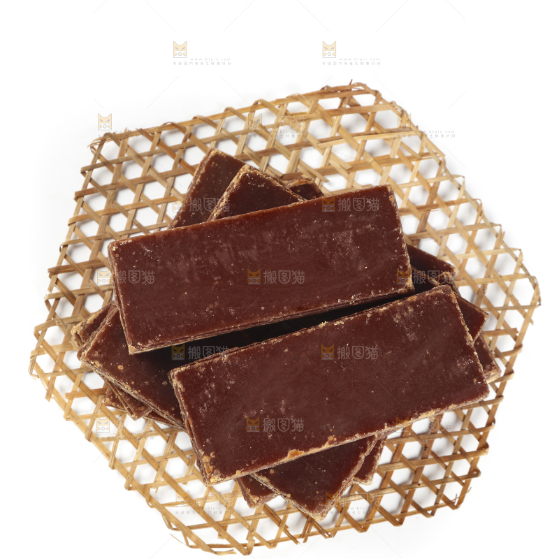 白底上的大块红糖