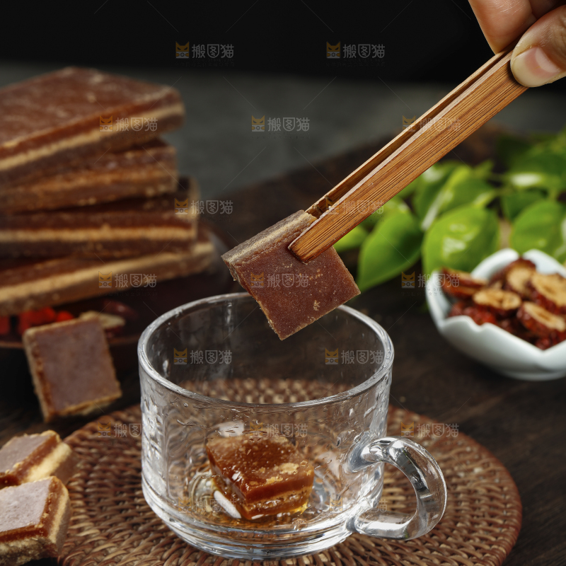 深底上的大块红糖