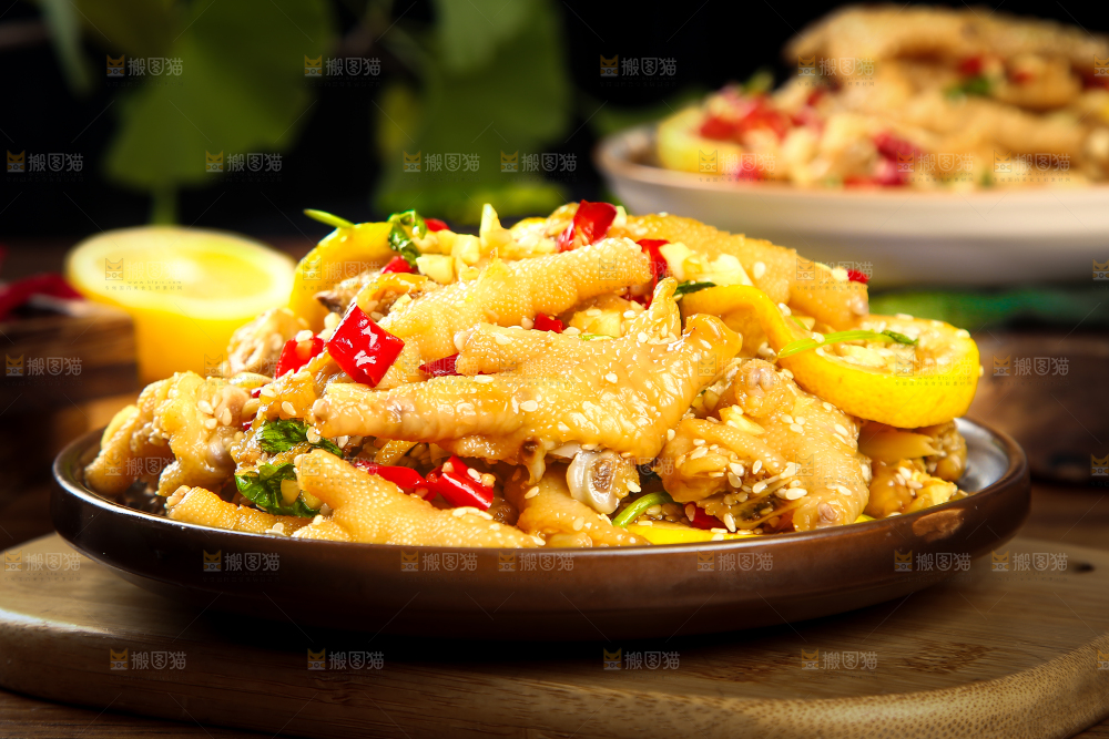 深底上的柠檬鸡爪