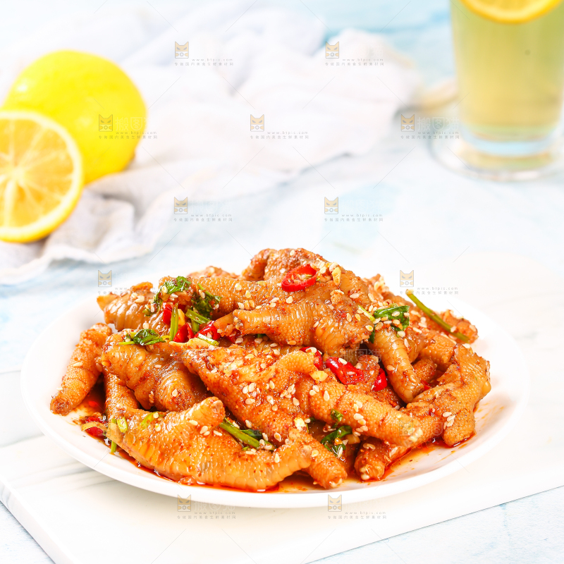 浅底上的香辣鸡爪
