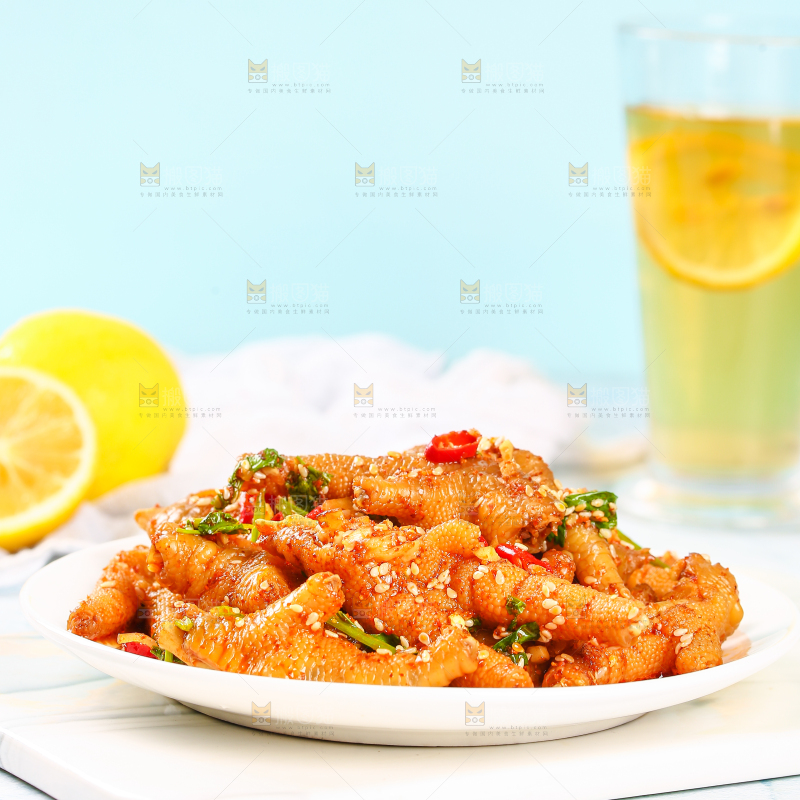 浅底上的香辣鸡爪