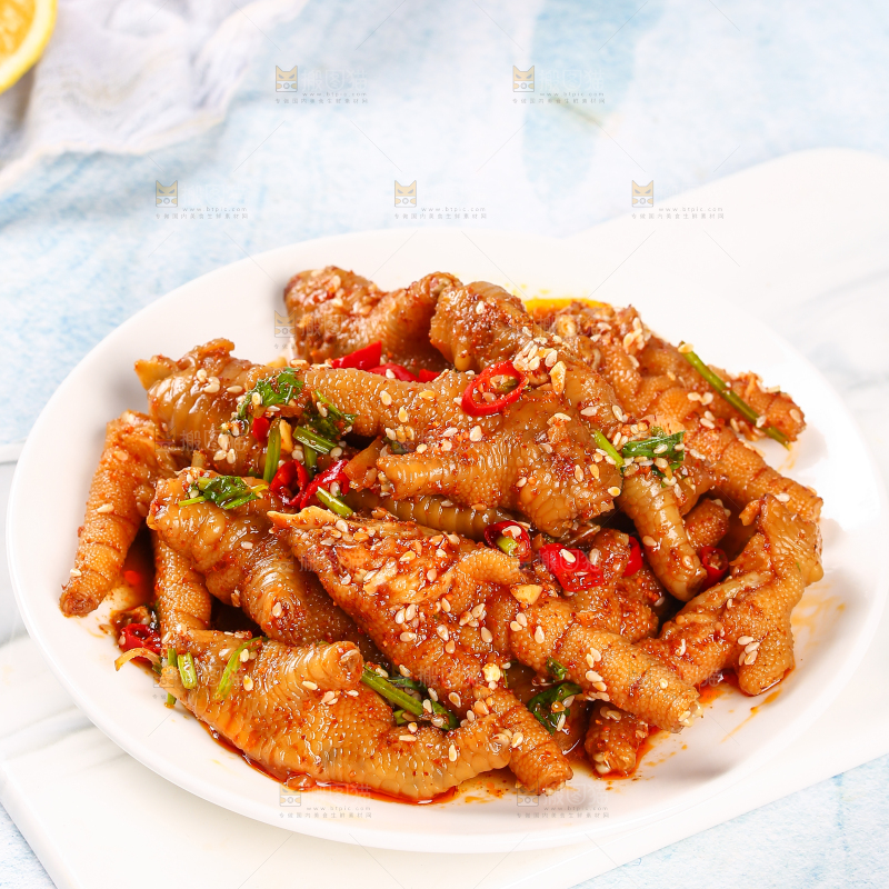浅底上的香辣鸡爪