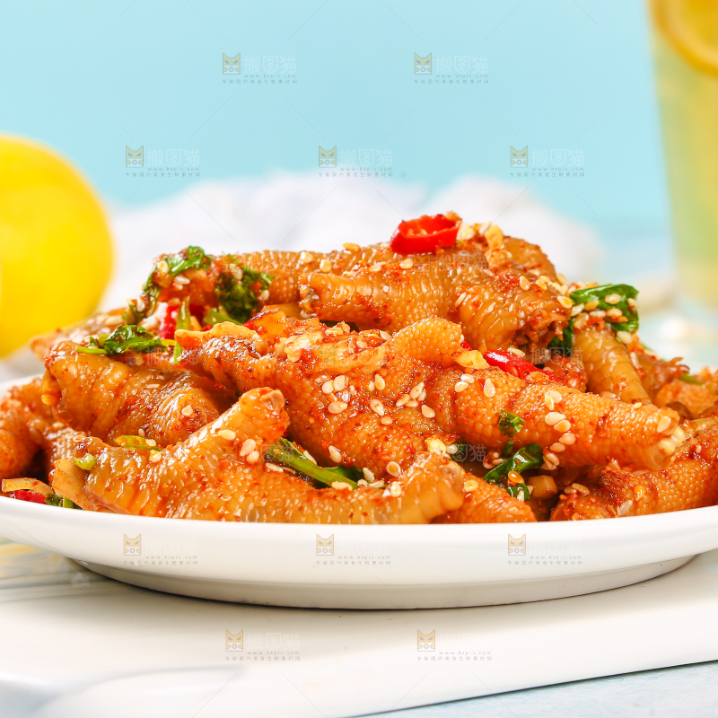 浅底上的香辣鸡爪