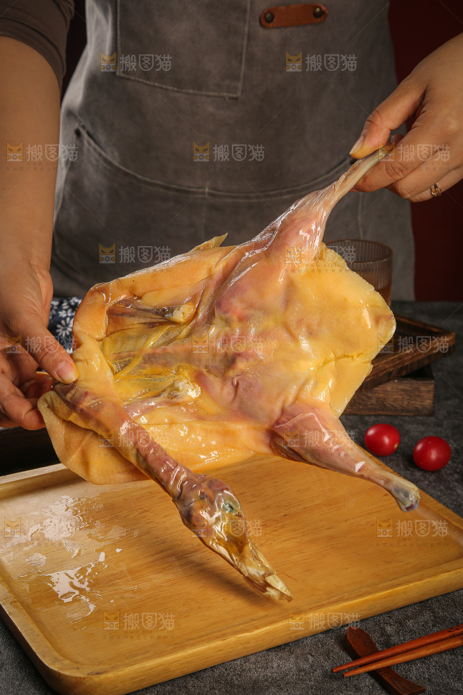 深底上的风干鸭