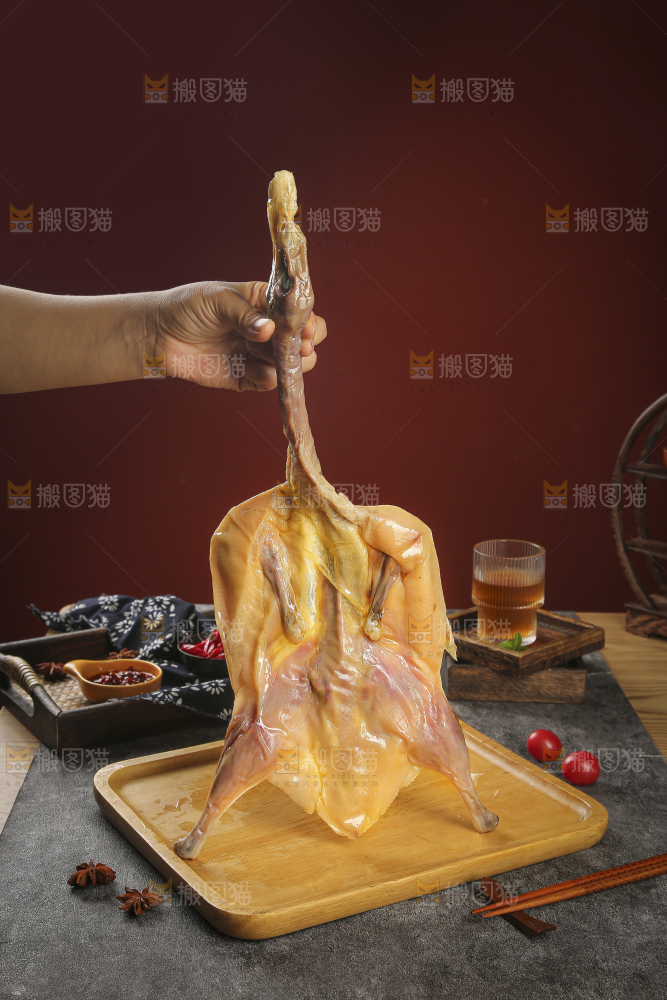 深底上的风干鸭