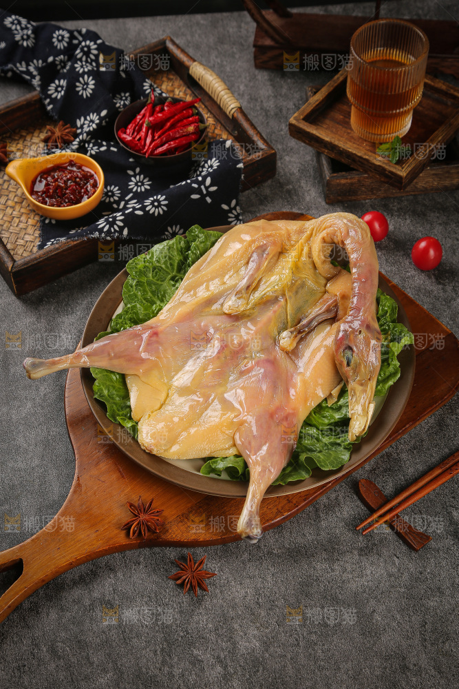 深底上的风干鸭