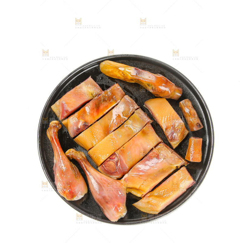 白底上的风干鸭