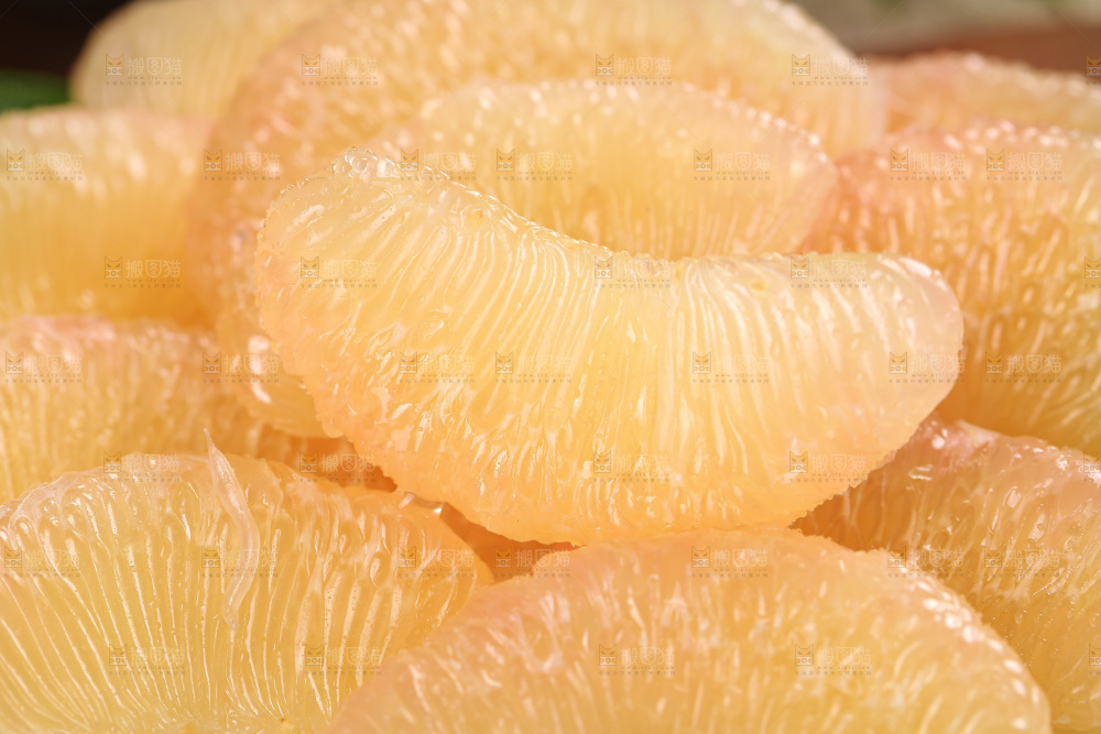 深底上的文旦柚