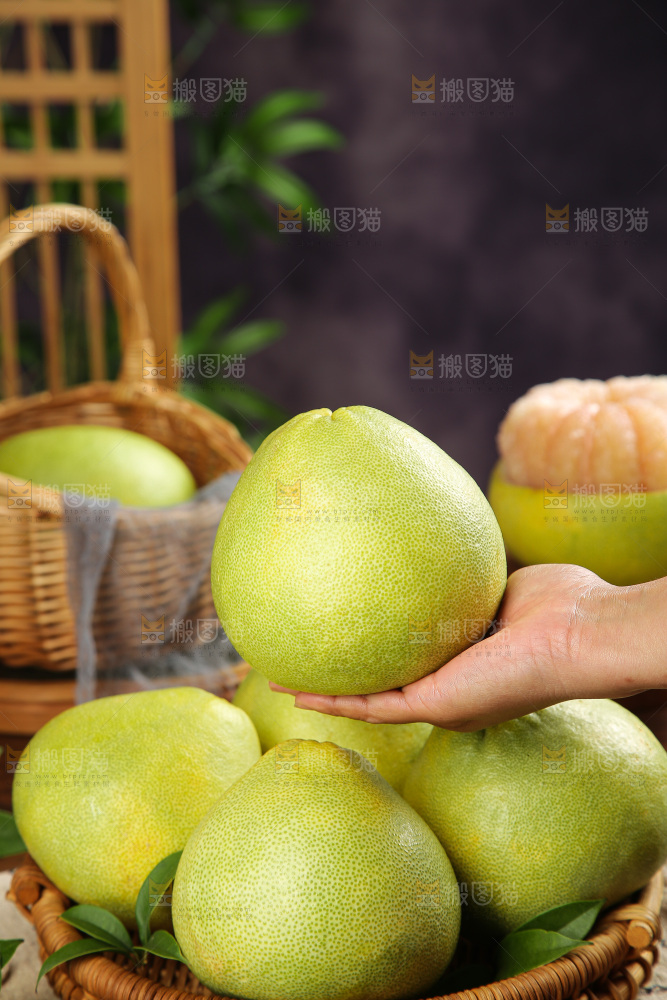 深底上的文旦柚