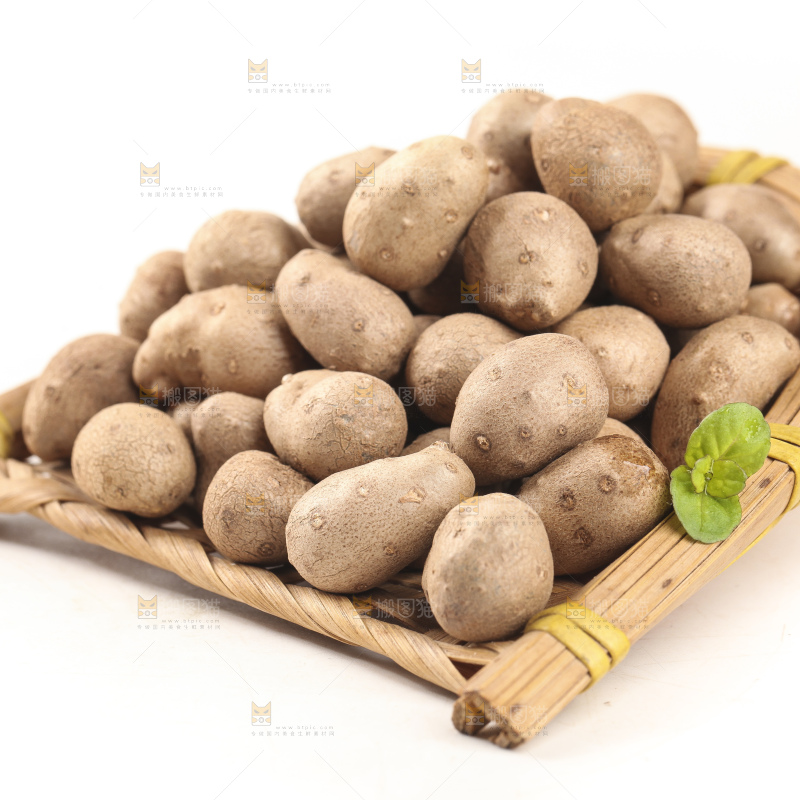白底上的山药豆