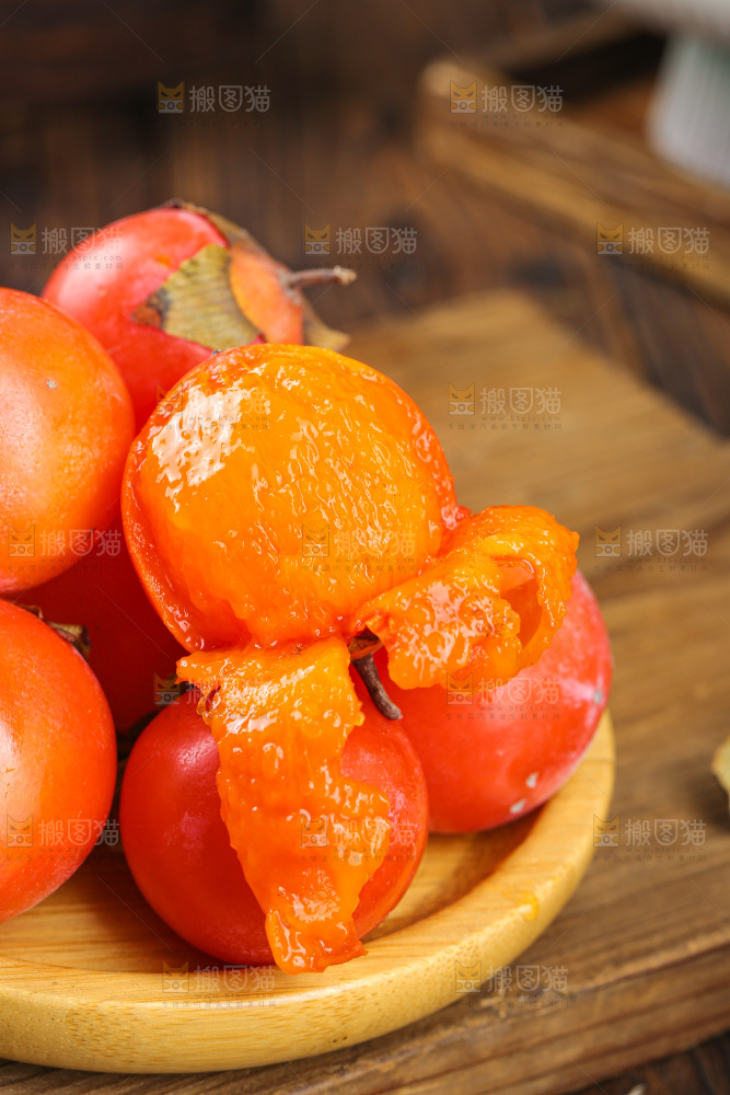 深底上的珍珠蜜柿