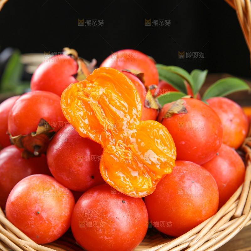 深底上的珍珠蜜柿