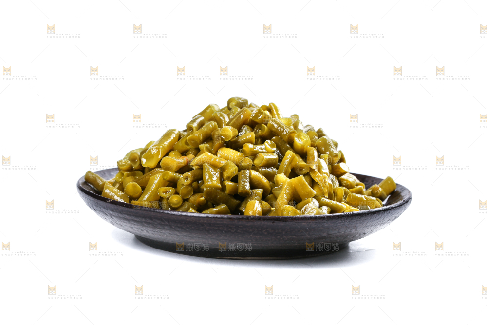 白底上的酸豆角