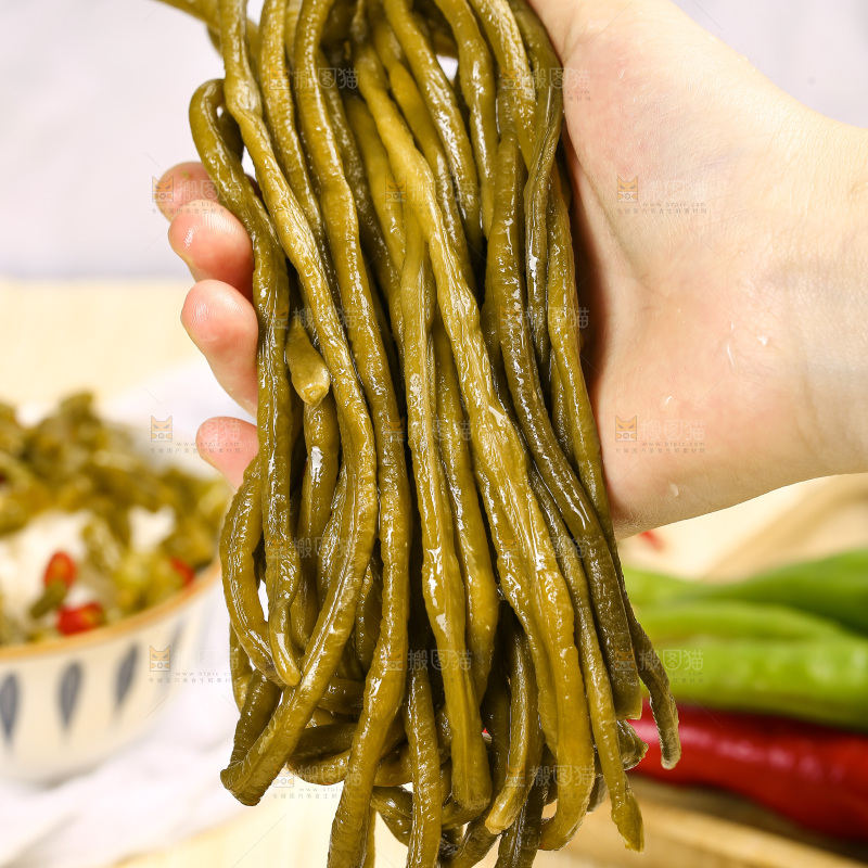 浅底上的酸豆角