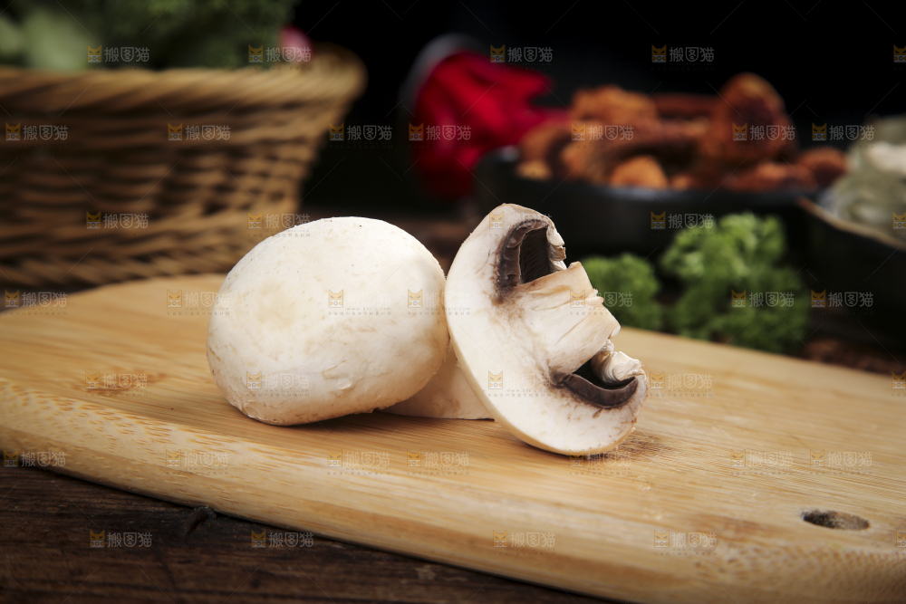 深底上的口蘑