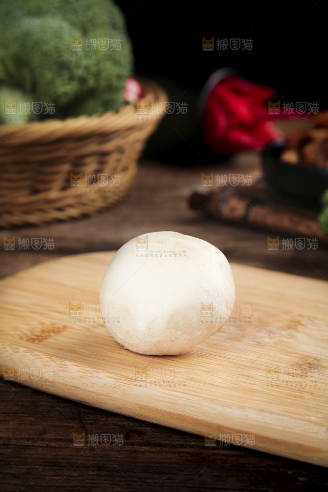 深底上的口蘑