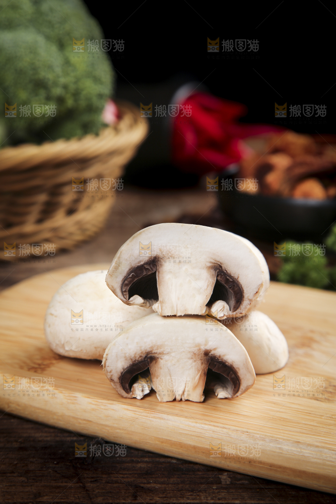 深底上的口蘑