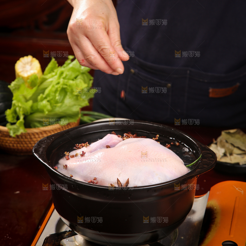 深底上的整鸡