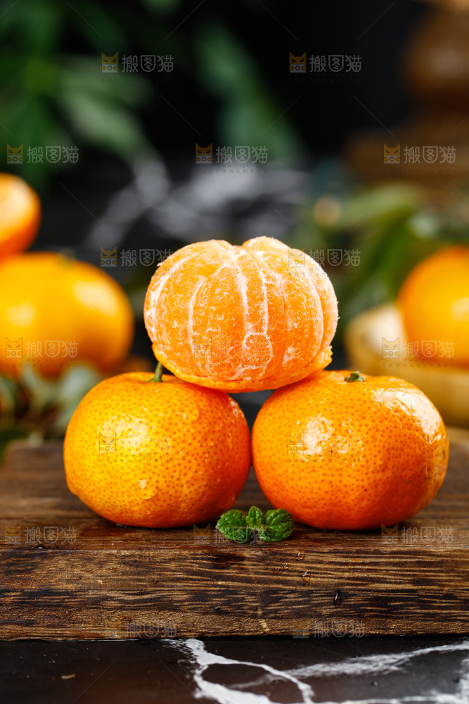 深底上的沙糖橘