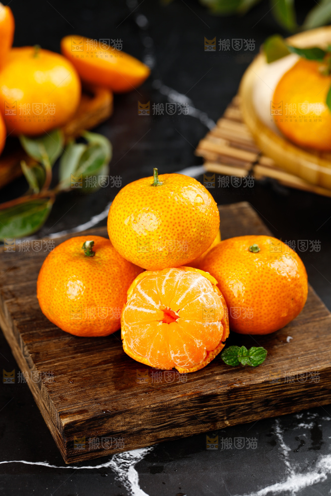 深底上的沙糖橘