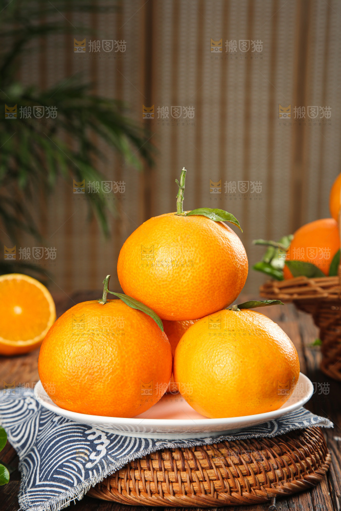 深底上的爱媛果冻橙