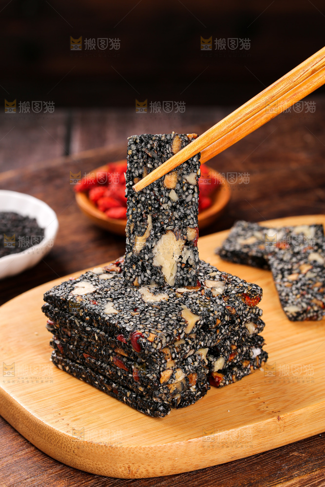 深底上的芝麻糕