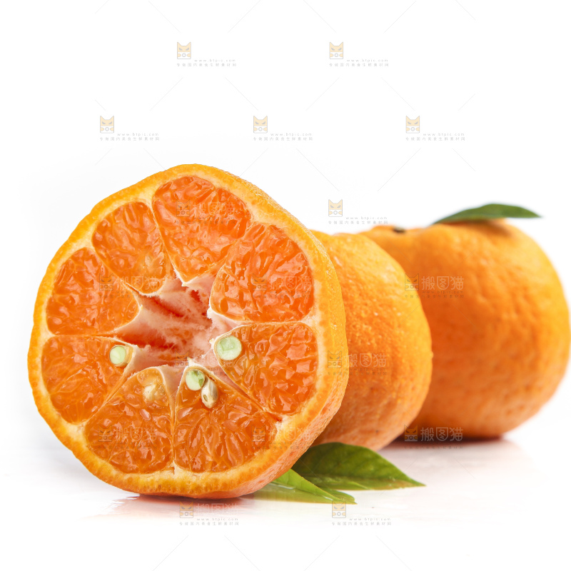 白底上的蜜桔