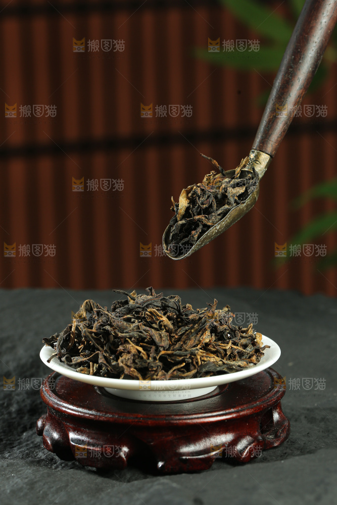 深底上的有机红茶