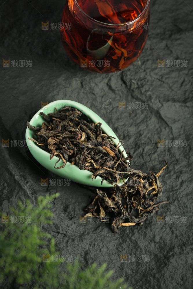 深底上的有机红茶