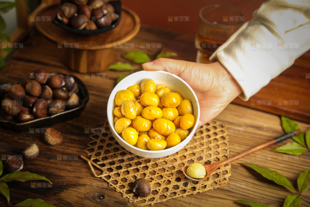 深底上的板栗仁