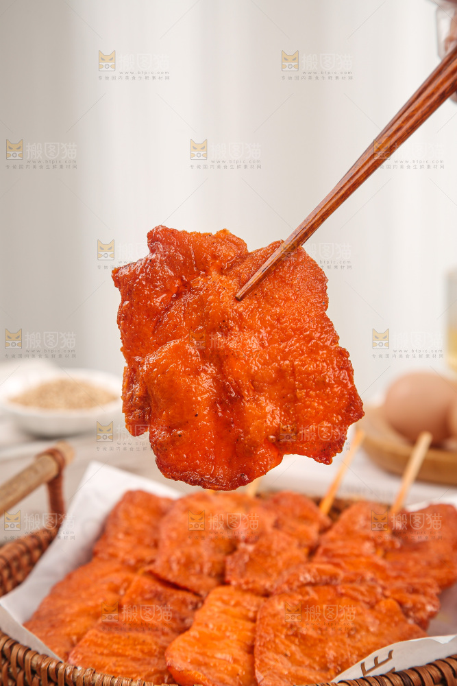 浅底上的里脊肉
