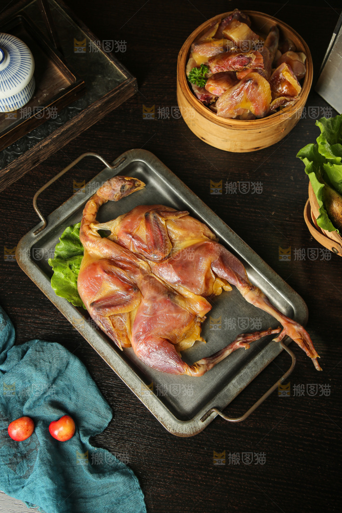深底上的腊鸡