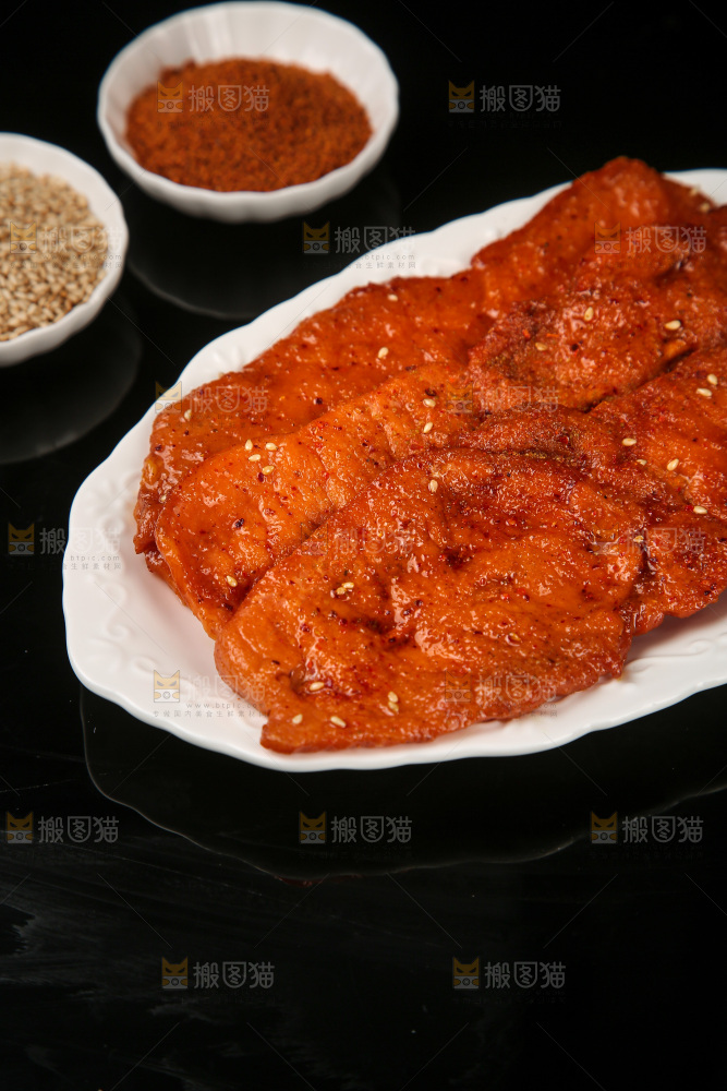 深底上的里脊肉