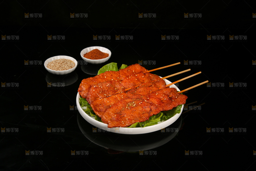 深底上的里脊肉
