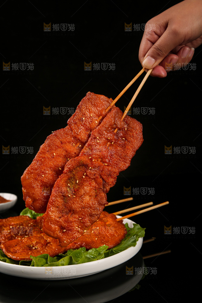 深底上的里脊肉
