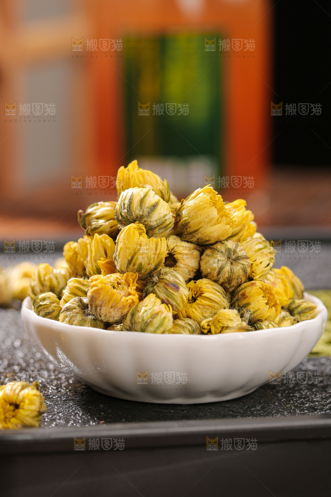 深底上的胎菊