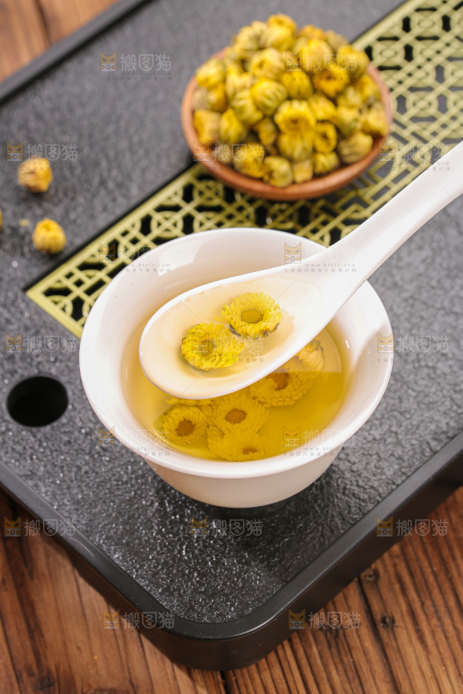 深底上的胎菊