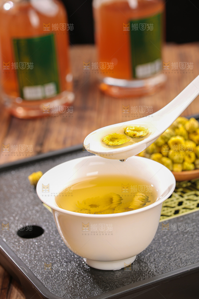 深底上的胎菊