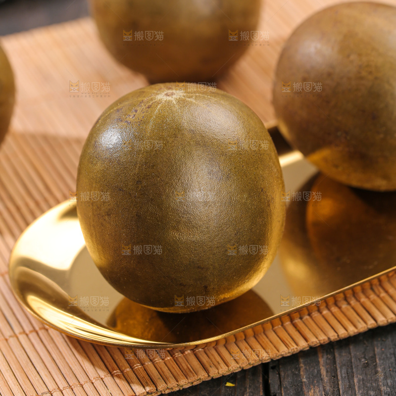 深底上的罗汉果