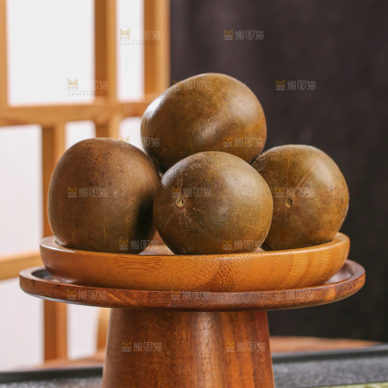 深底上的罗汉果