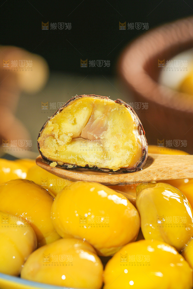 深底上的板栗仁