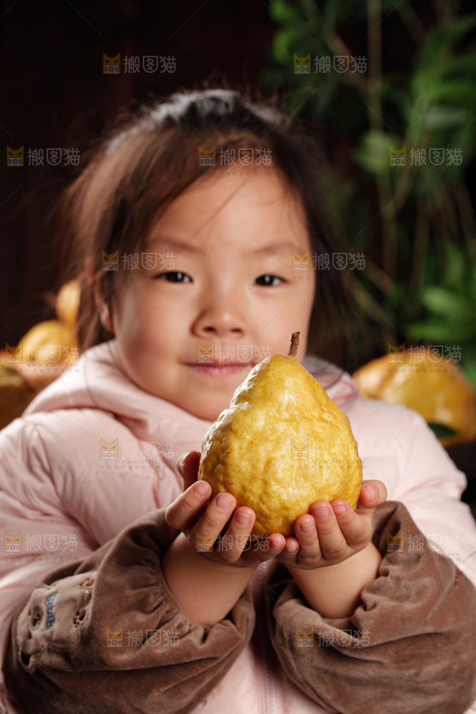 深底上的丑梨
