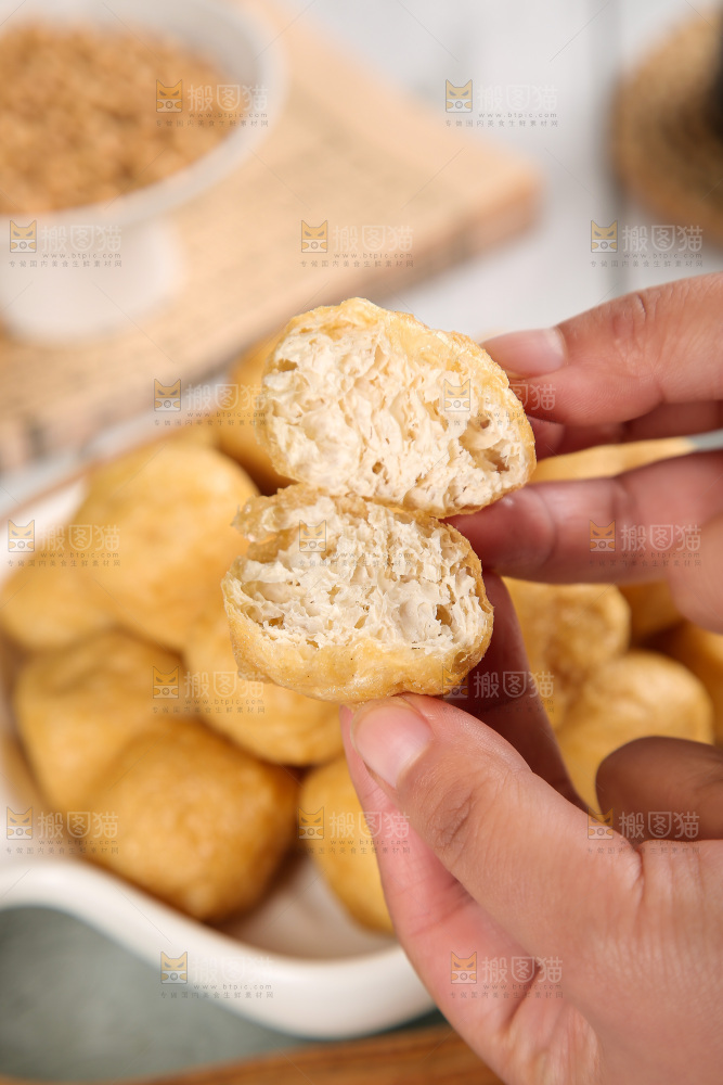 浅底上的油豆泡