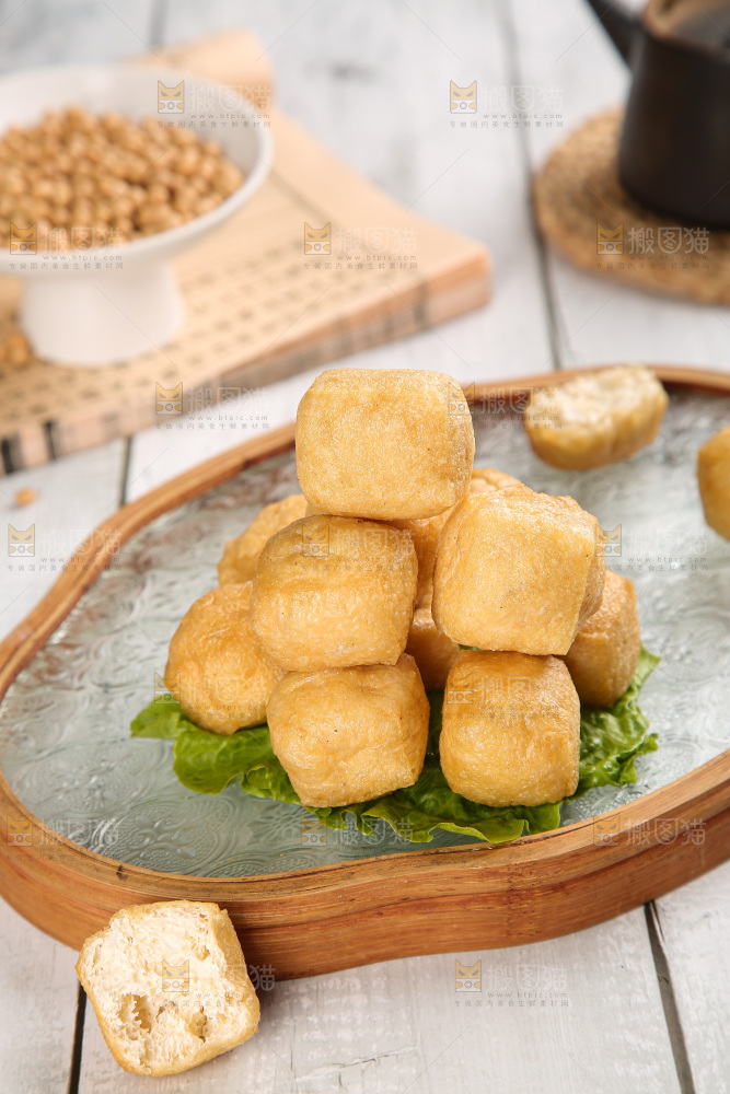 浅底上的油豆泡