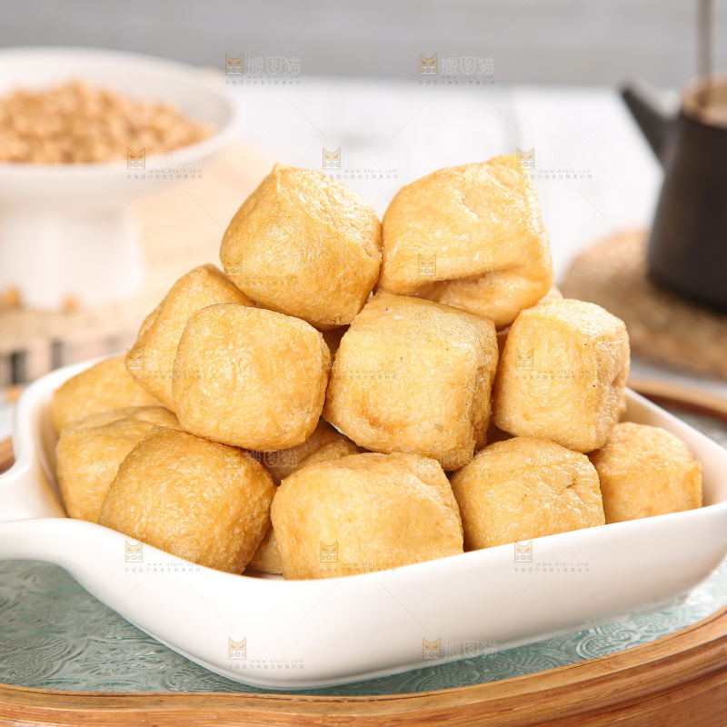 浅底上的油豆泡
