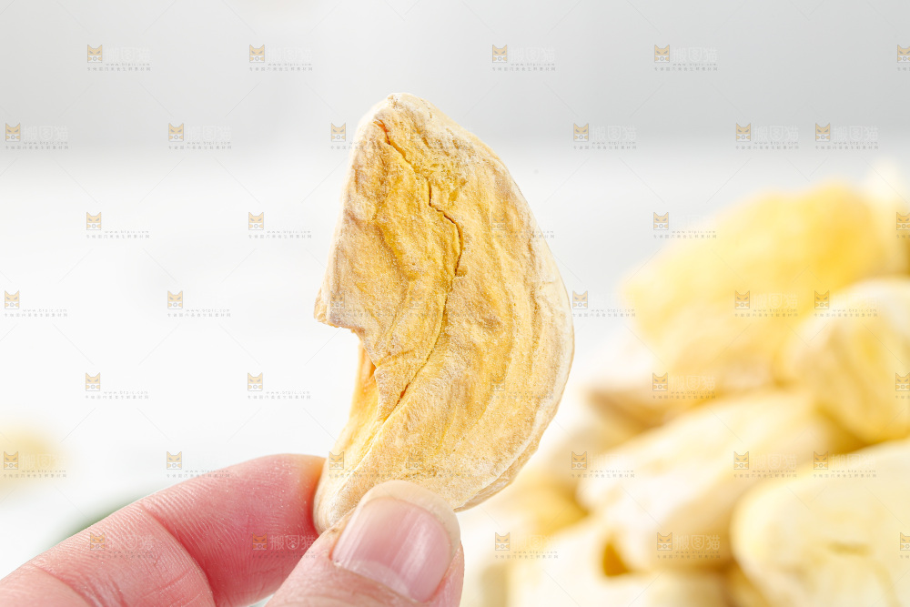 浅底上的冻干榴莲
