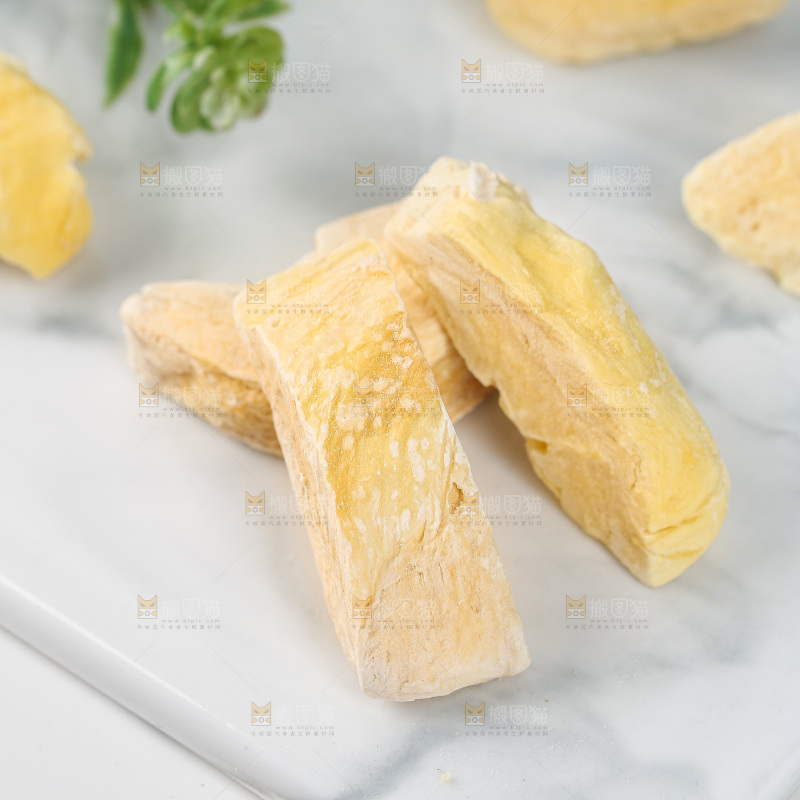 浅底上的冻干榴莲