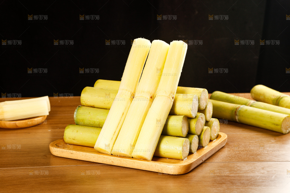 深底上的黄皮甘蔗