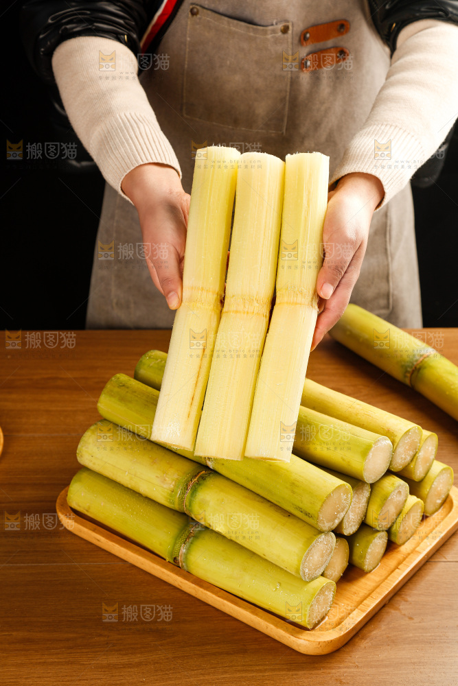 深底上的黄皮甘蔗