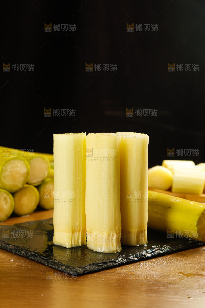深底上的黄皮甘蔗